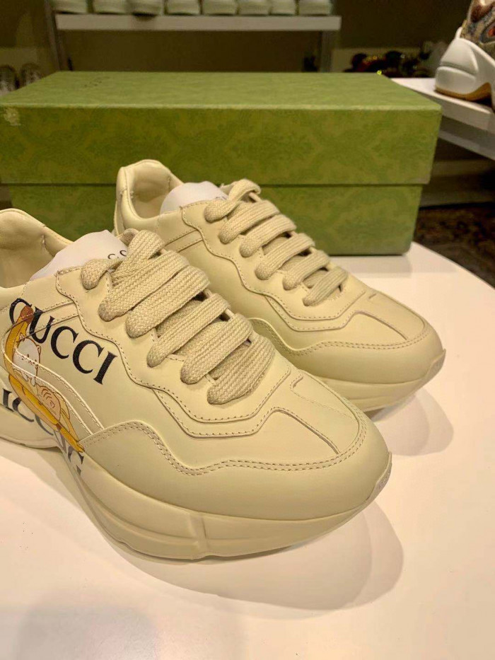 G*u*i sneaker