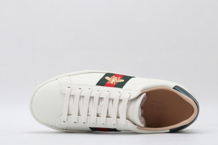 G*u*i low-top sneaker