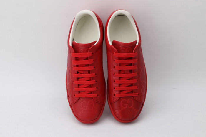 G*u*i low-top sneaker