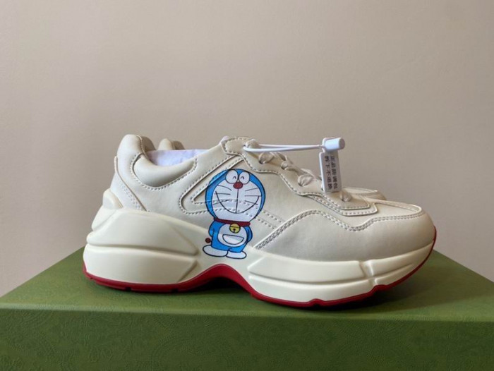 G*u*i sneaker