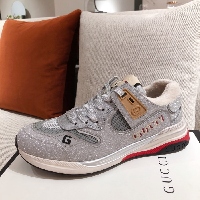 G*u*i mid sneaker
