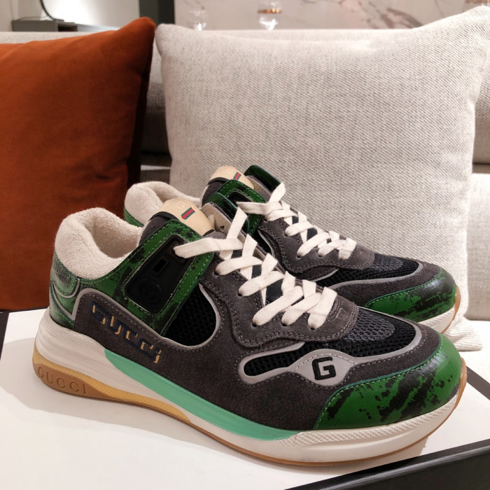 G*u*i mid sneaker