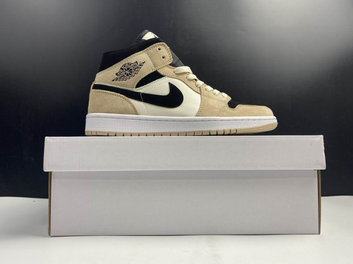 Air Jordan 1 Mid 