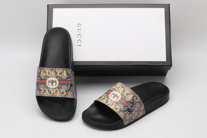 G*u*i slippers