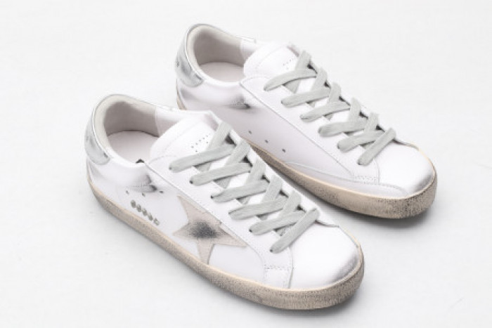 GGD SNEAKERS