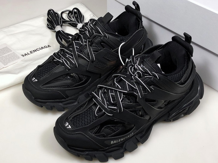 BLCG TRACK TRAINER 
