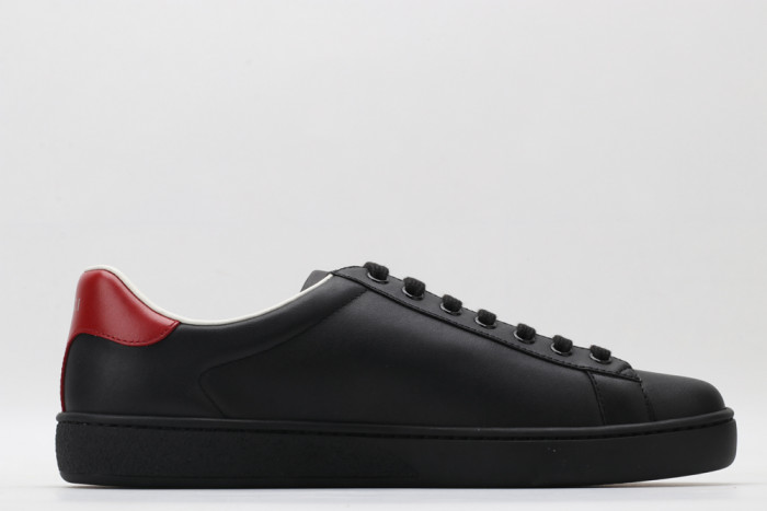 G*u*i low-top sneaker