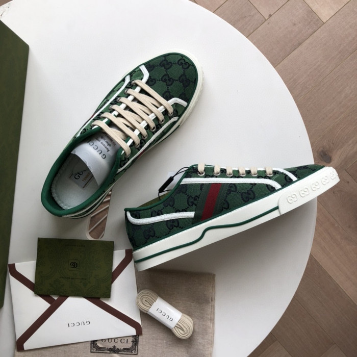 G*u*i tennis 1977 sneaker