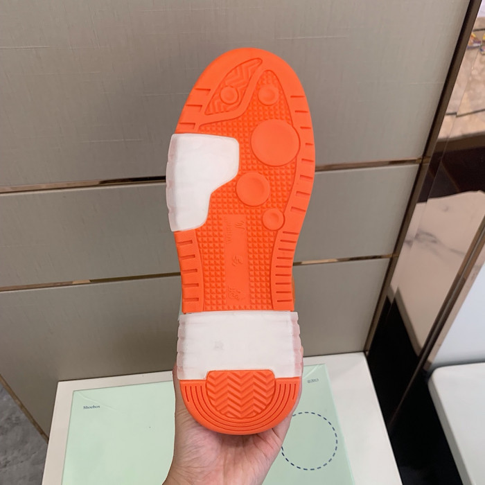 OFF WHITE™ C/O VIRGIL ABLOH OUT OF OFFICE LOW-TOP LEATHER SNEAKERS "OOO"