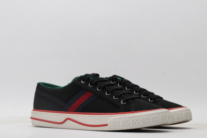 G*u*i low-top sneaker
