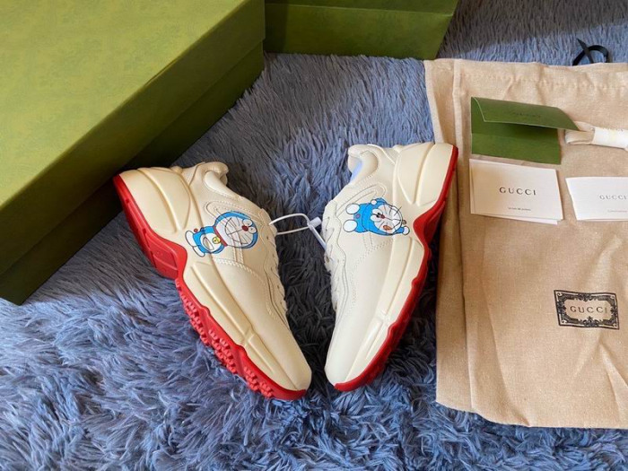 G*u*i sneaker