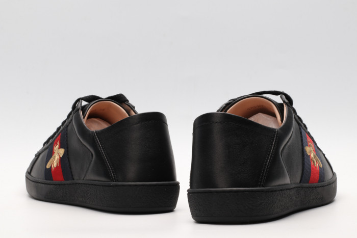 G*u*i low-top sneaker