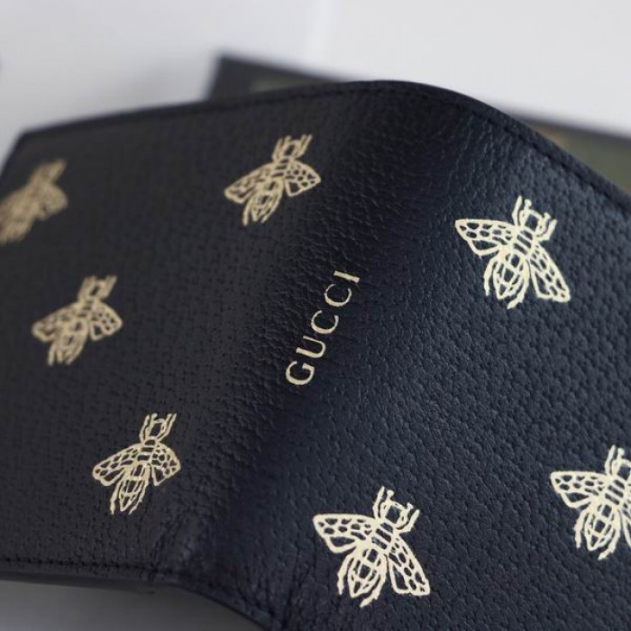 G*u*i wallet 495055 12*9.5