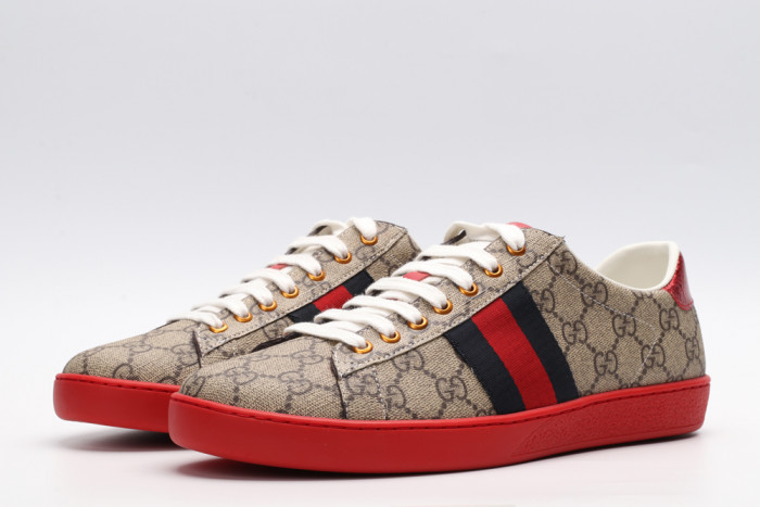 G*u*i low-top sneaker