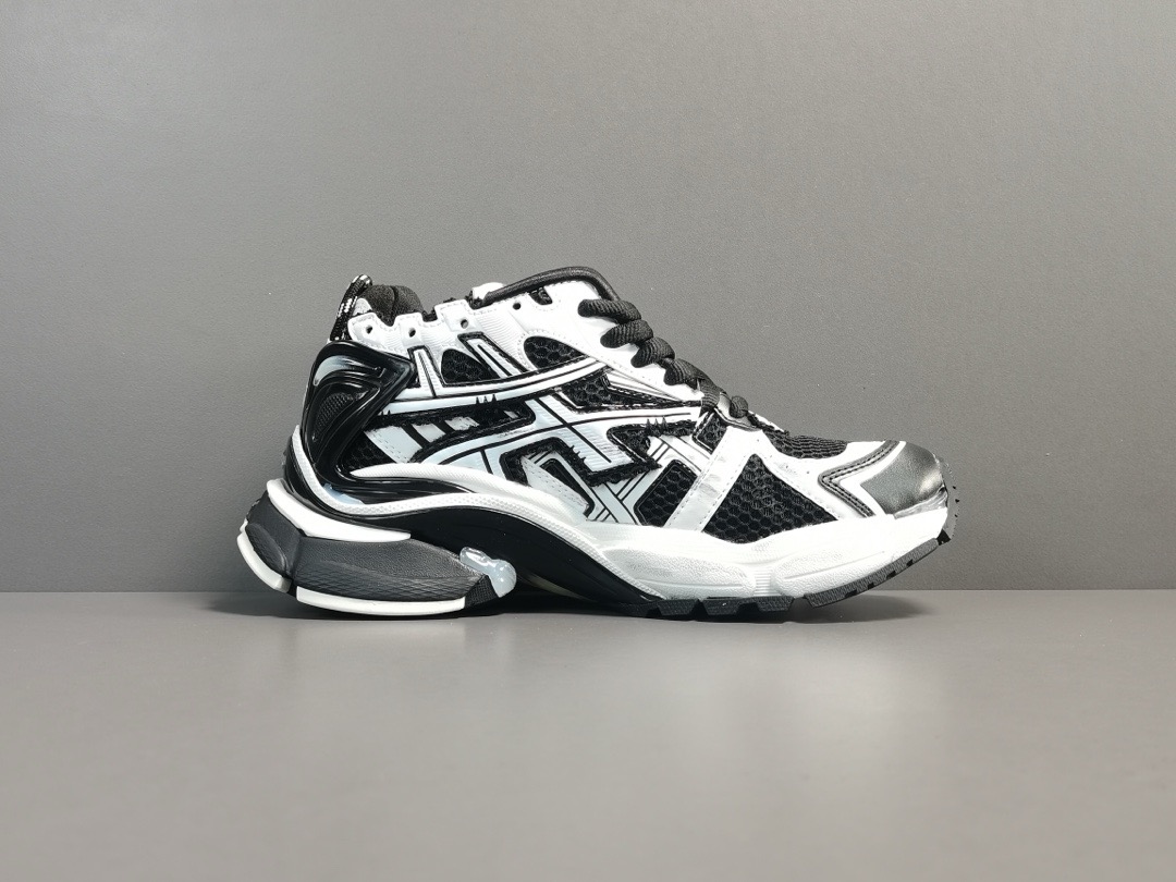 Ba*len*cia*ga runner sneaker