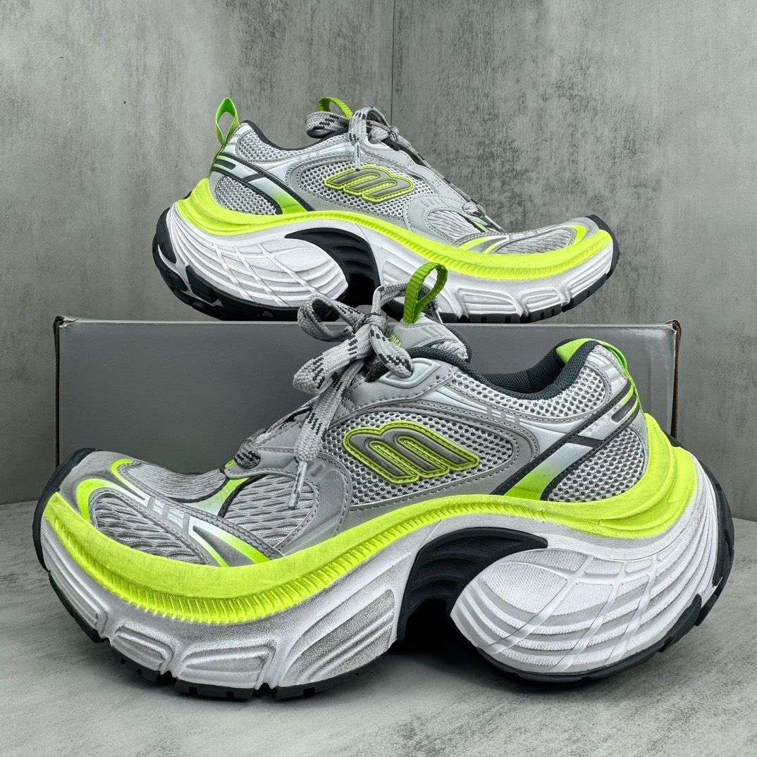 BLCG Sneaker 6XL