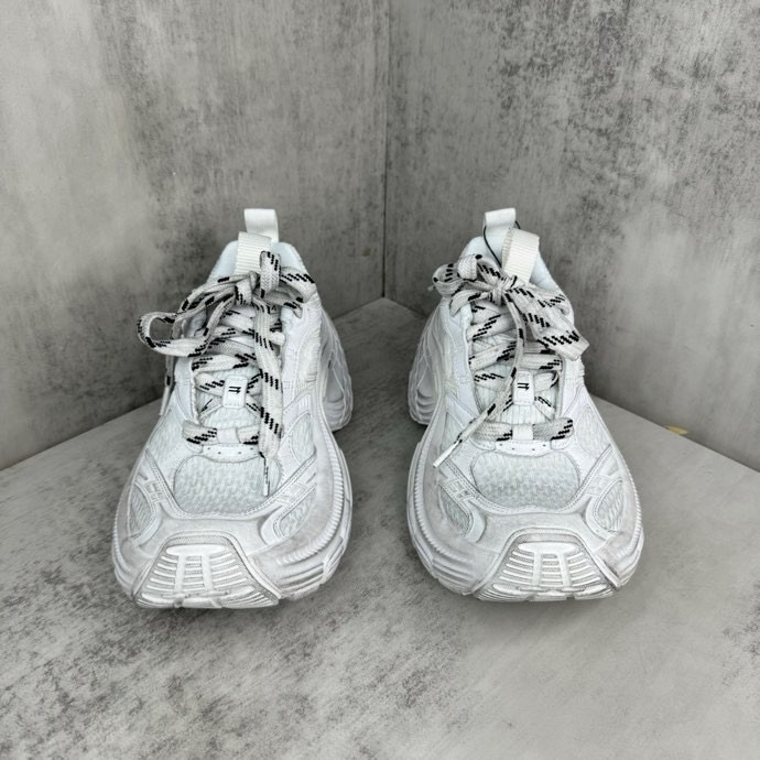 BLCG Sneaker 6XL