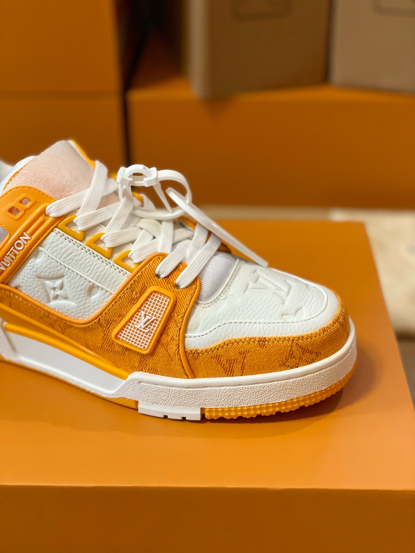 Loui Vuitto TRAINER SNEAKER