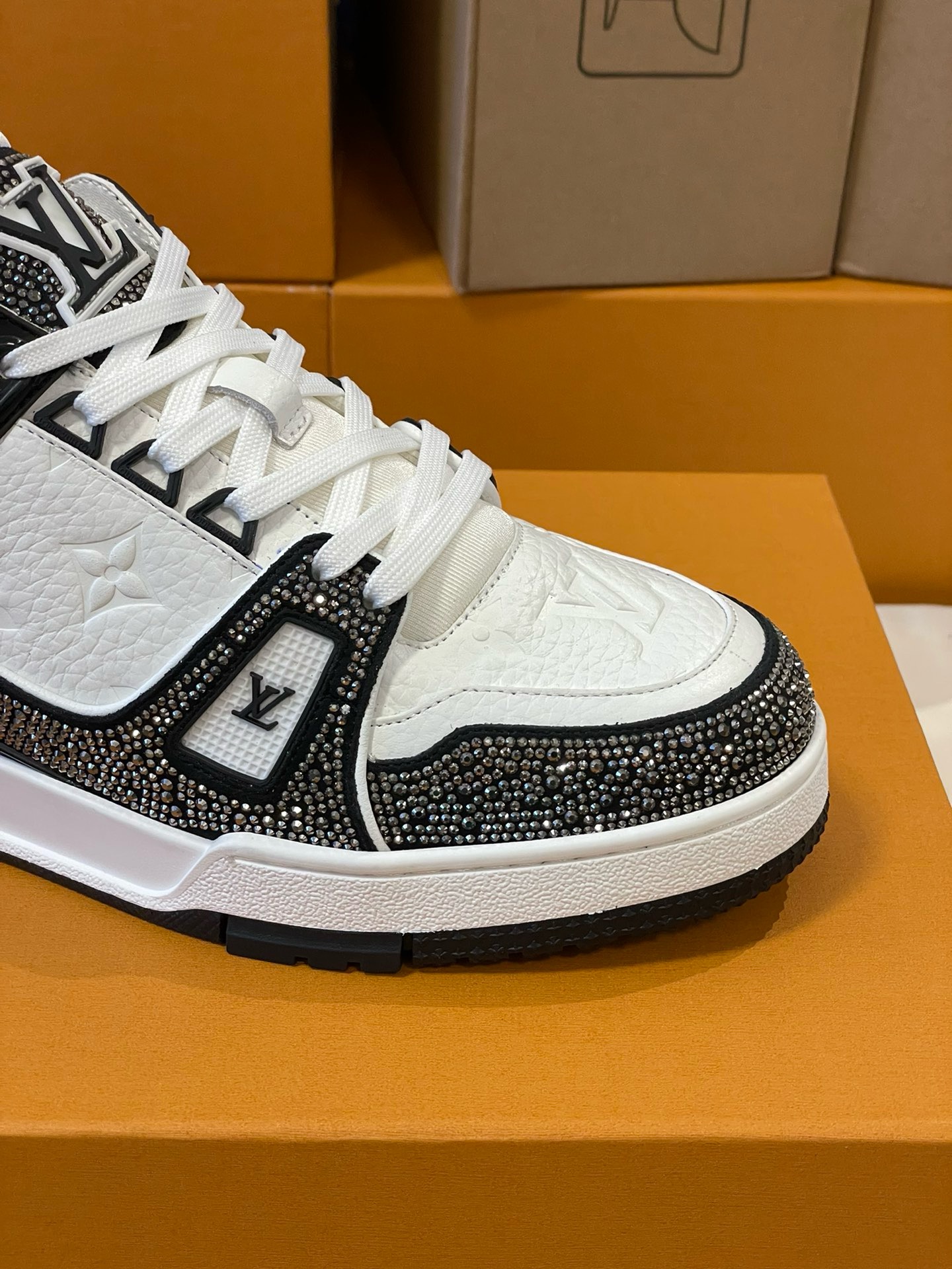 Loui Vuitto TRAINER SNEAKER