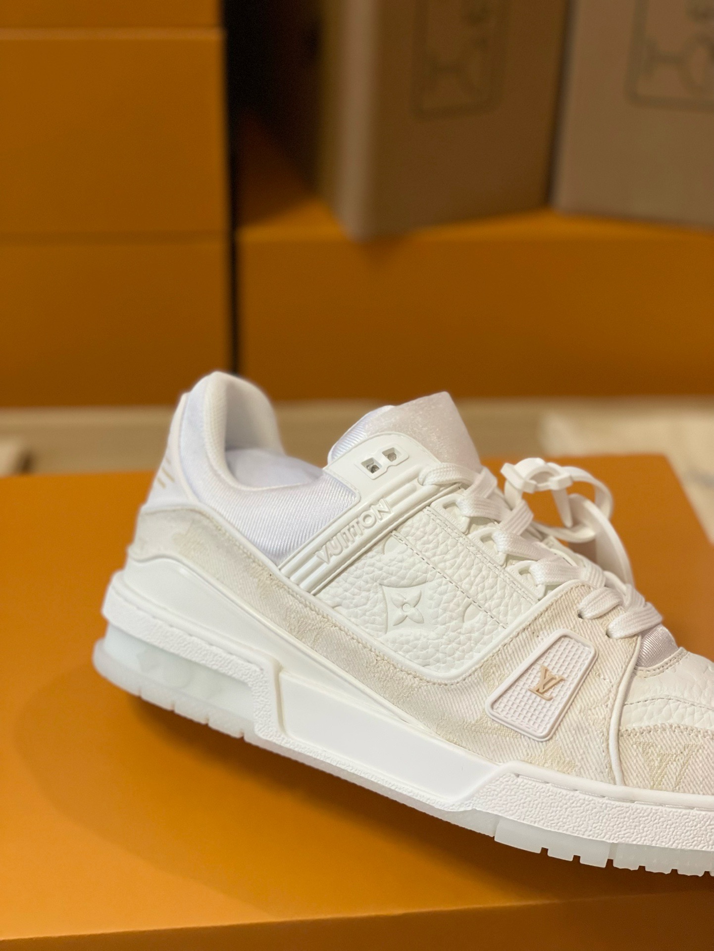 Loui Vuitto TRAINER SNEAKER