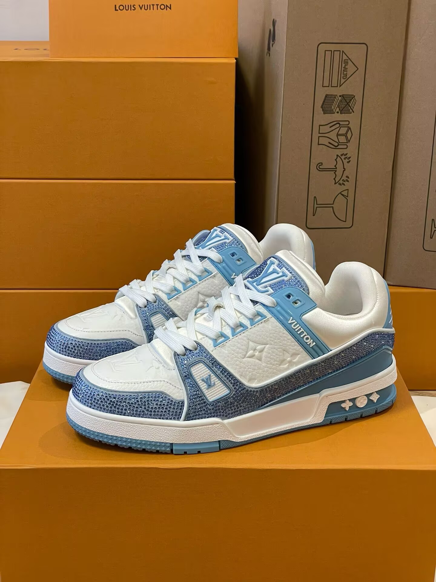 Loui Vuitto TRAINER SNEAKER