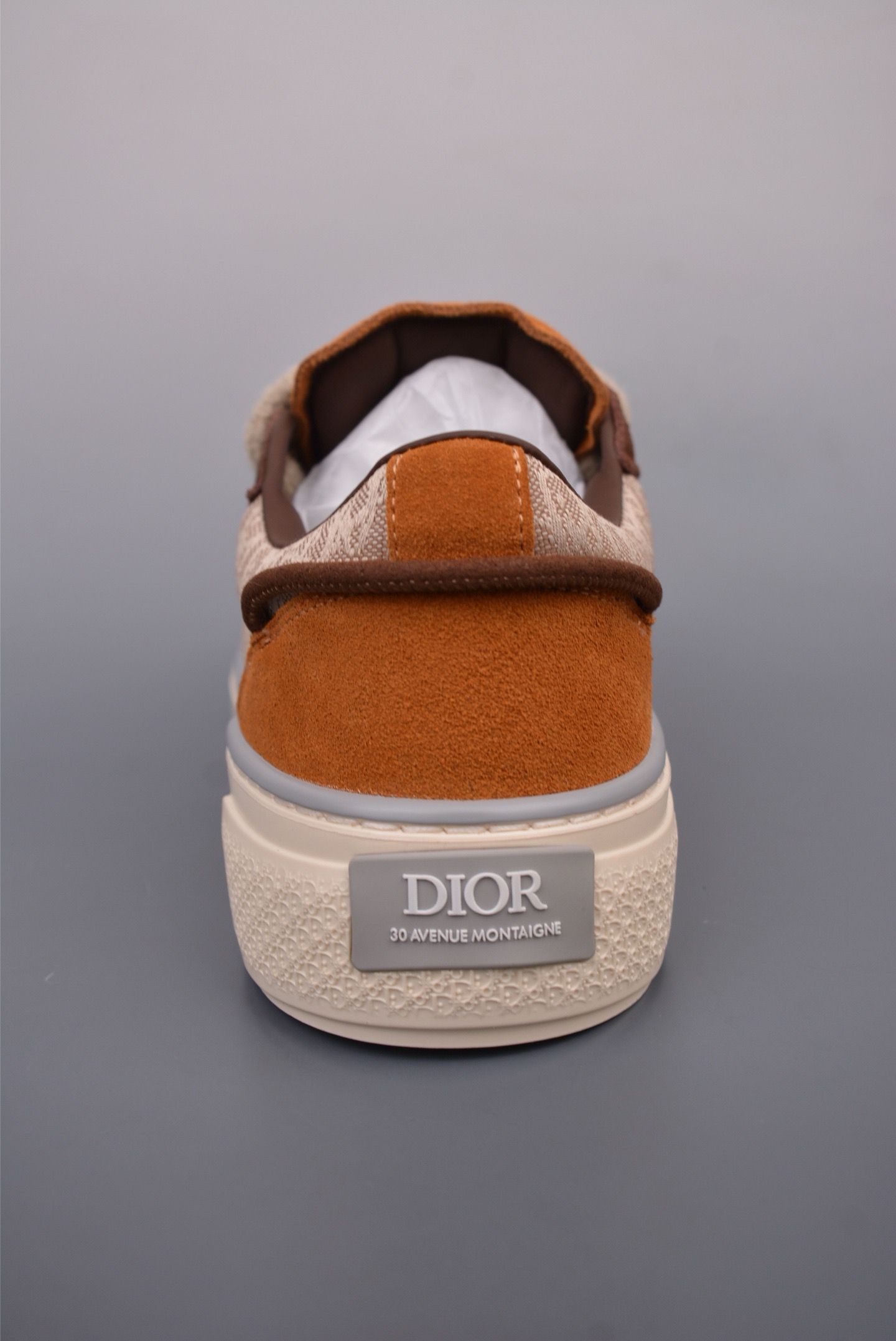 DR B33 SNEAKER